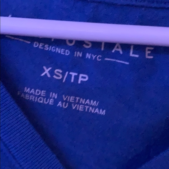 t-shirt - Picture 2 of 3